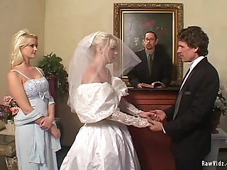 The Bride Double Blowjob